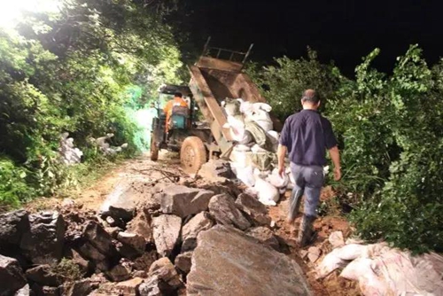 ¸±±¾01.jpg ¸±±¾01.jpg